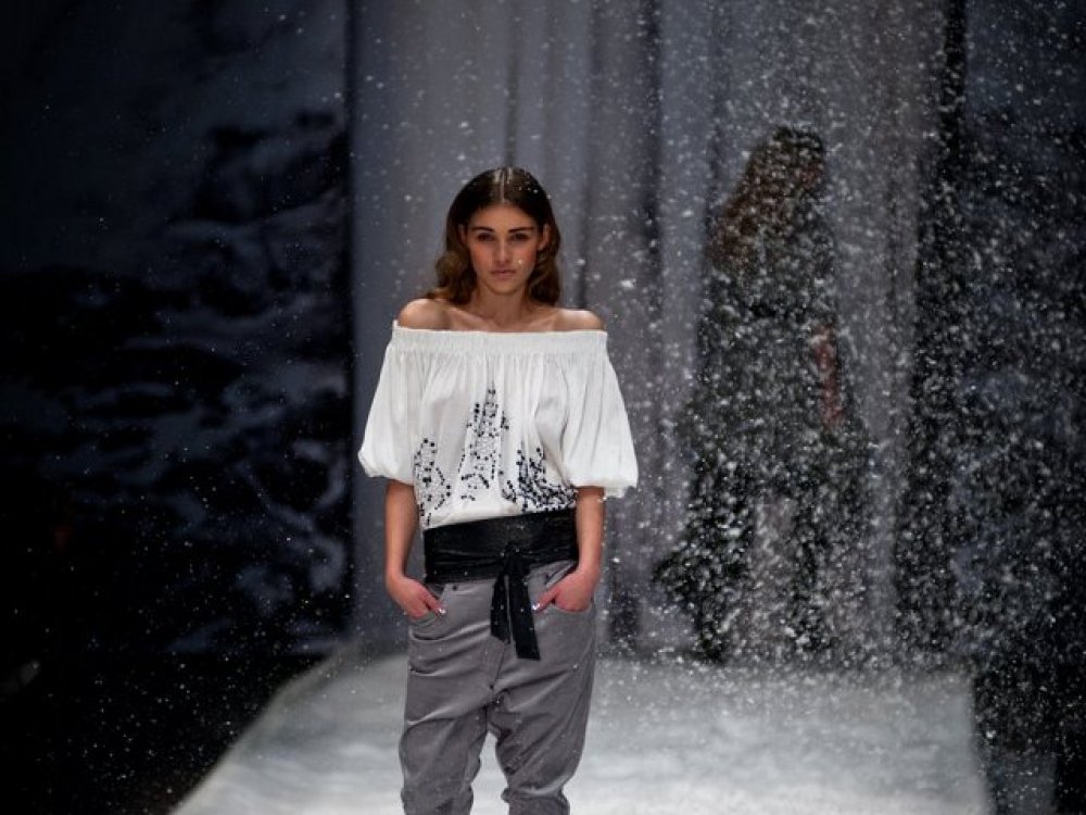 Fallender Schnee Design 3